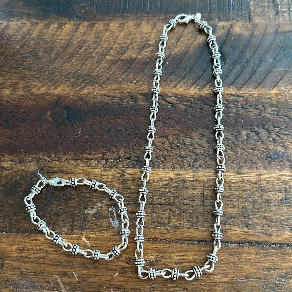 Premier Designs Necklace and Bracelet Set